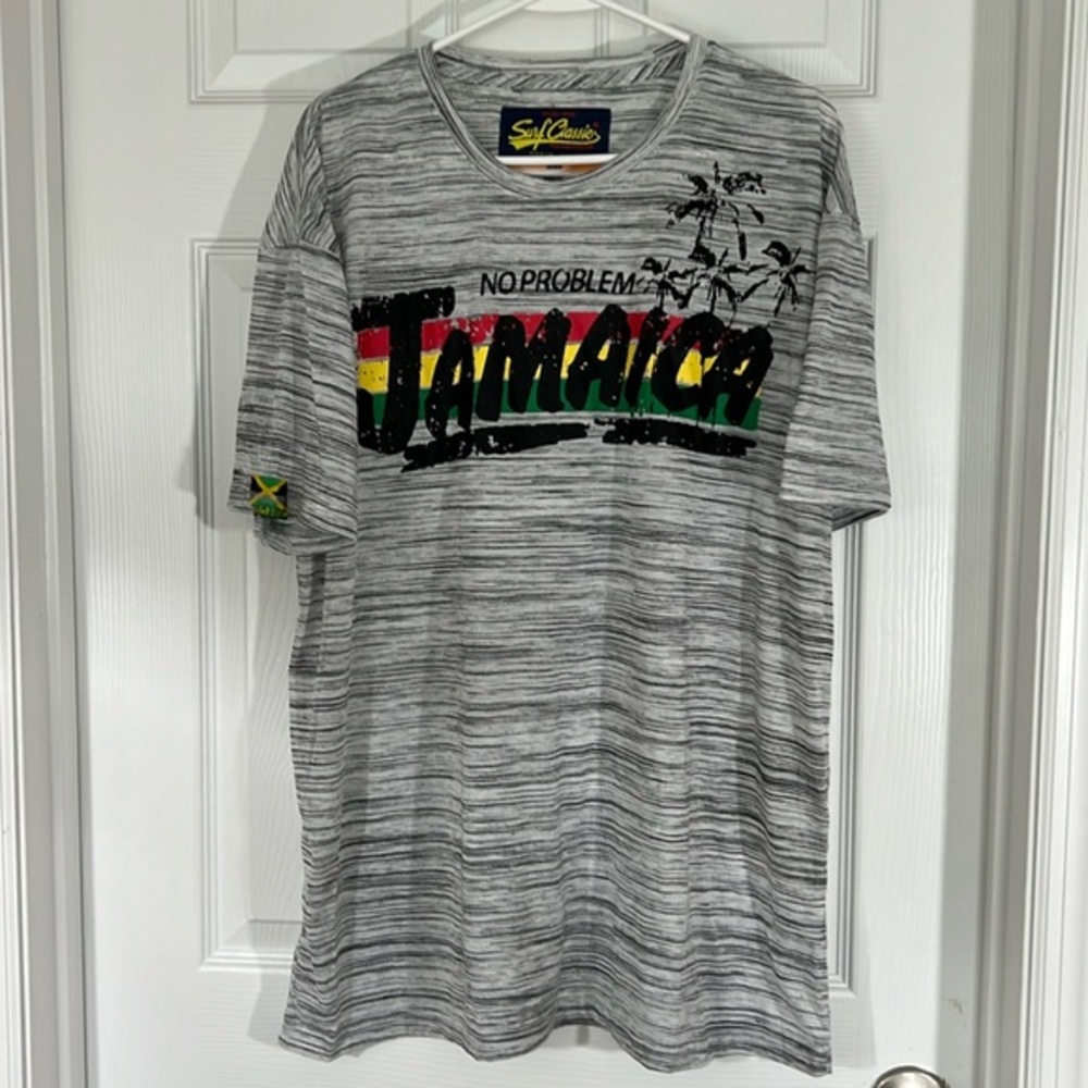 NWT Surf Classics mens short sleeve teeshirt